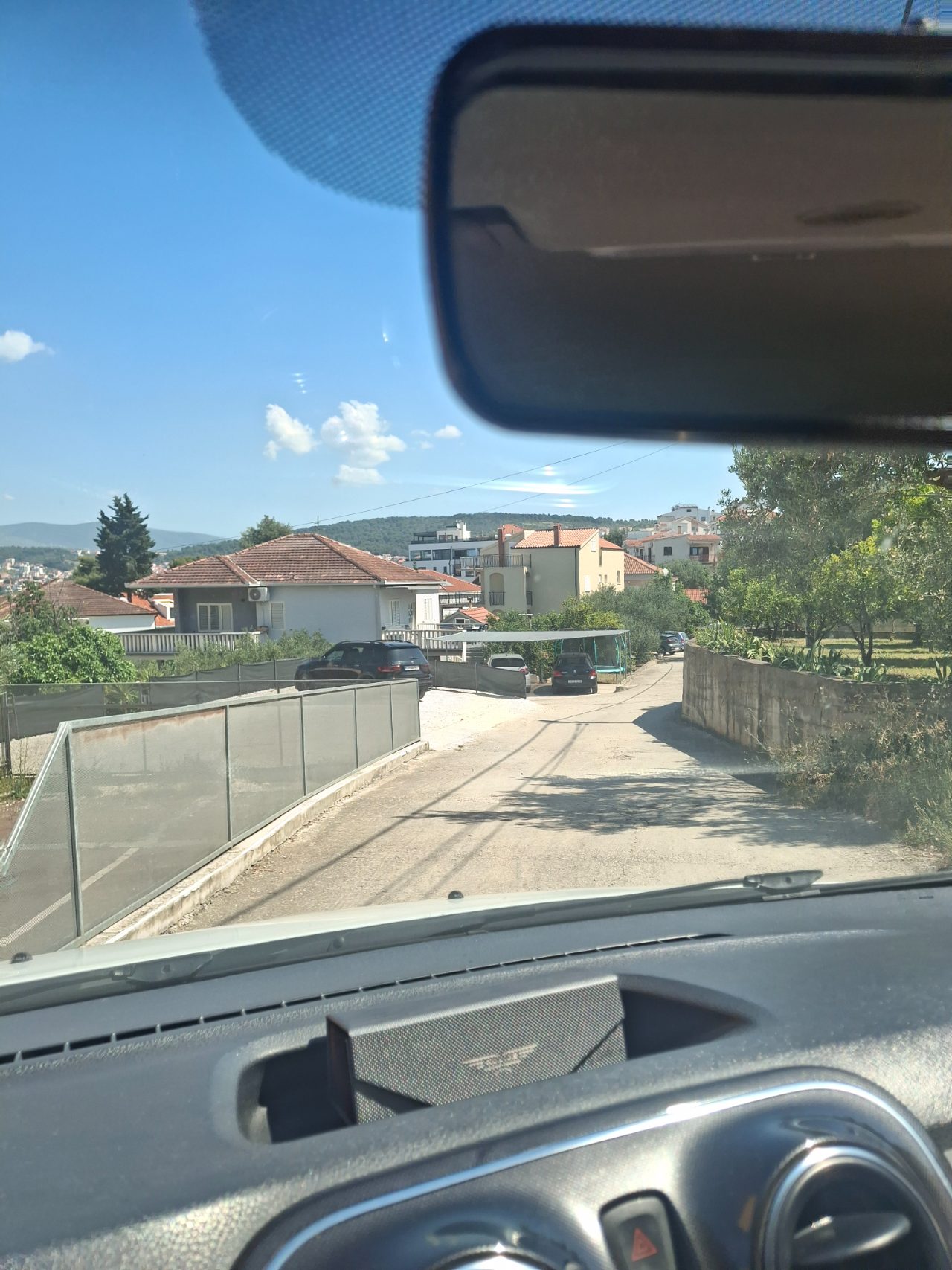 Safe Parking by PayParq Okrug Gornji/Trogir photo 3