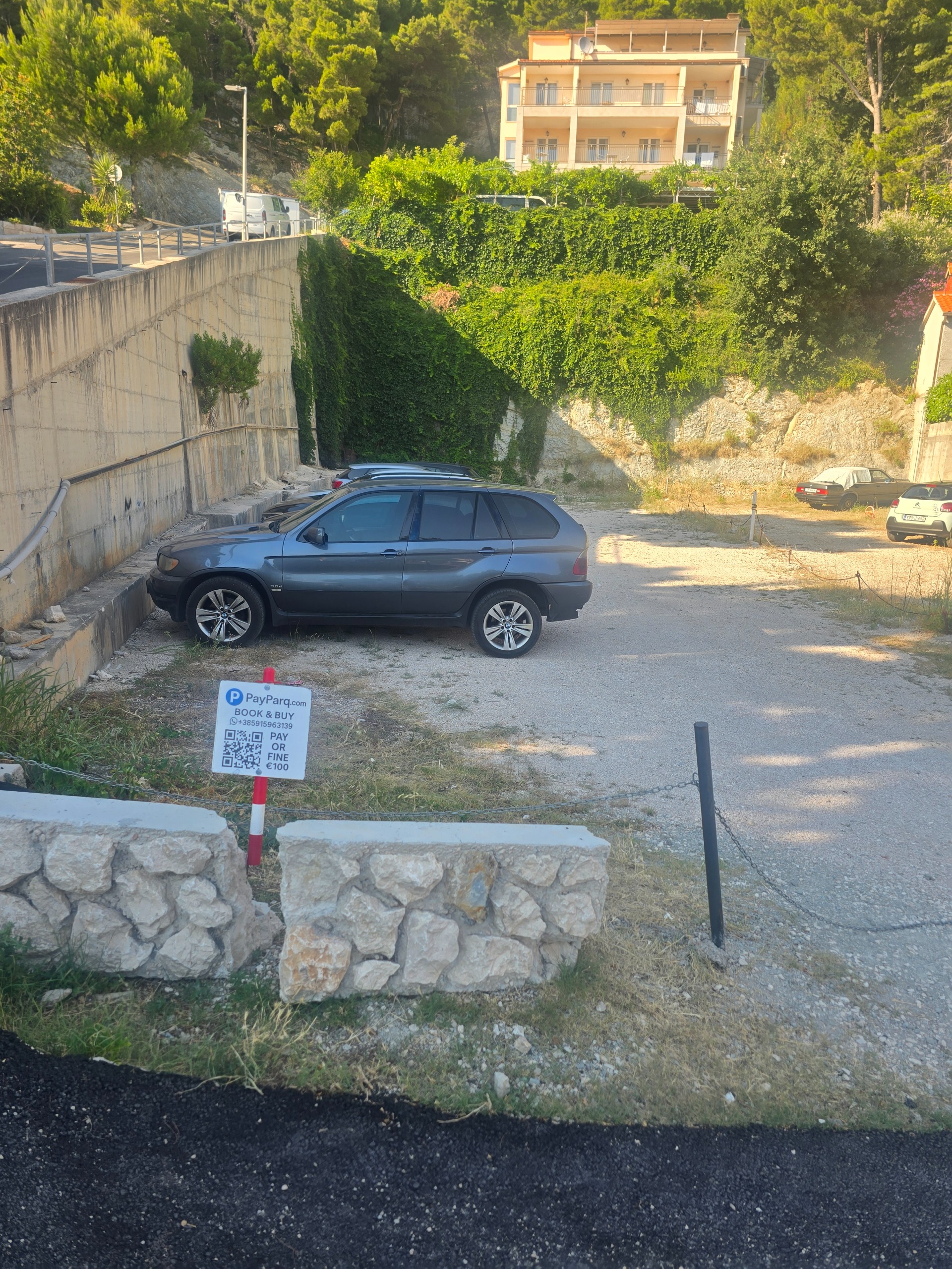 Safe Parking by PayParq Brela Jakiruša photo 4