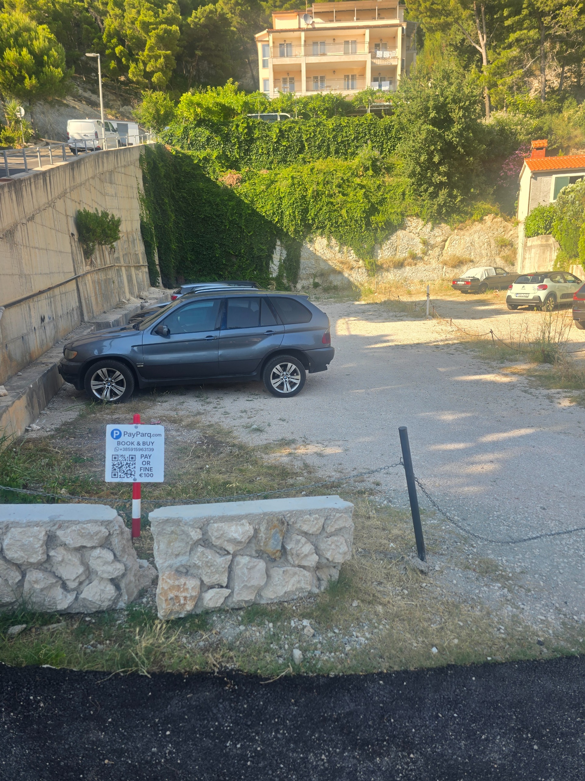 Safe Parking by PayParq Brela Jakiruša photo 5
