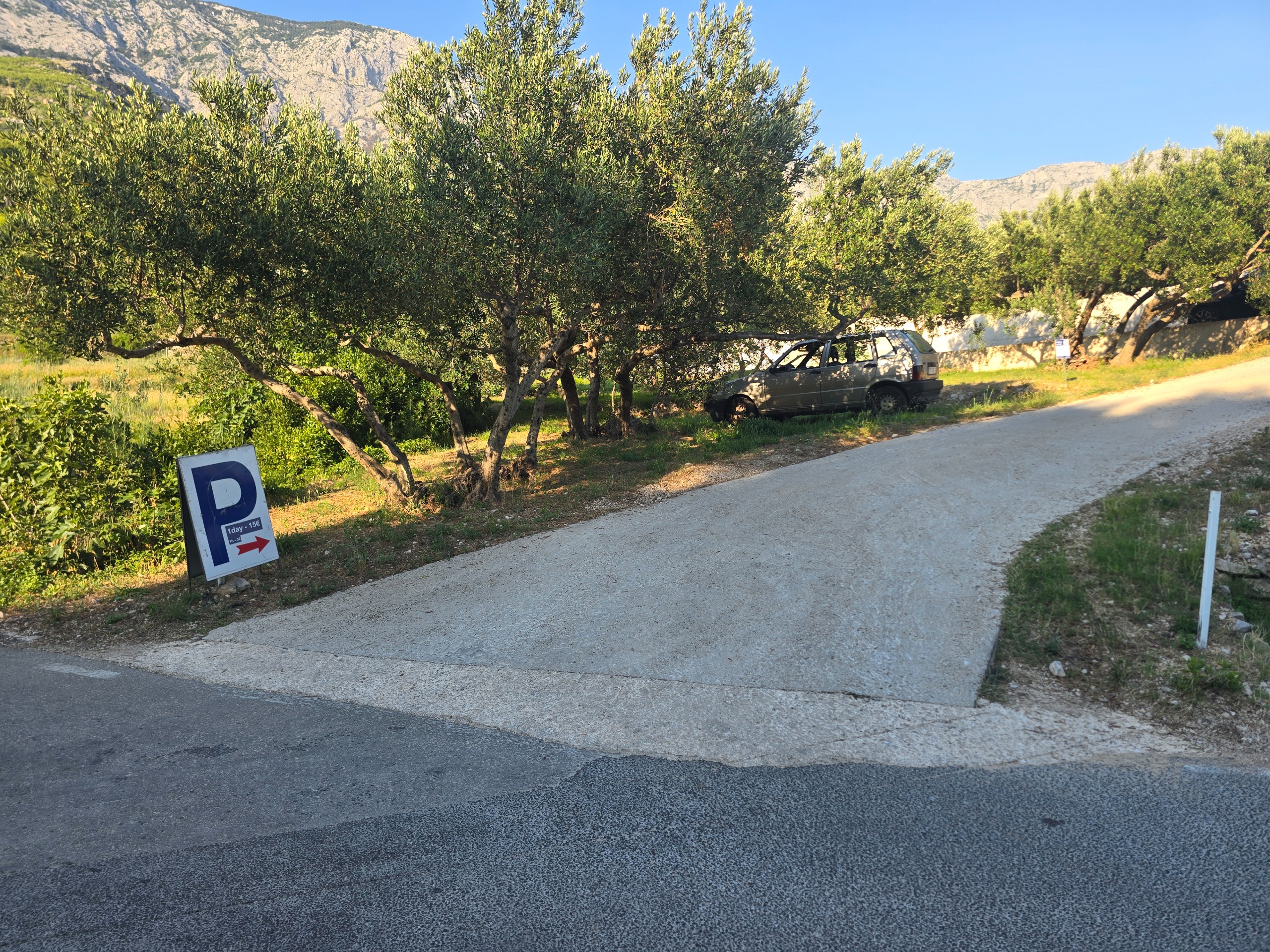 Safe Parking by PayParq Tučepi parking
